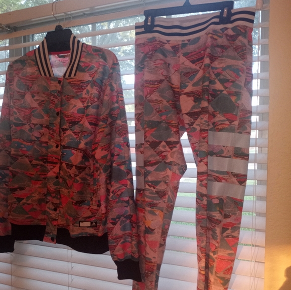 ADIDAS OUTFIT - Picture 2 of 12